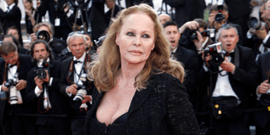 Ursula Andress på röda mattan