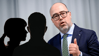 Två siluetter, en man och en kvinna, framför en bild på en man i kostym som talar om brottslighet.